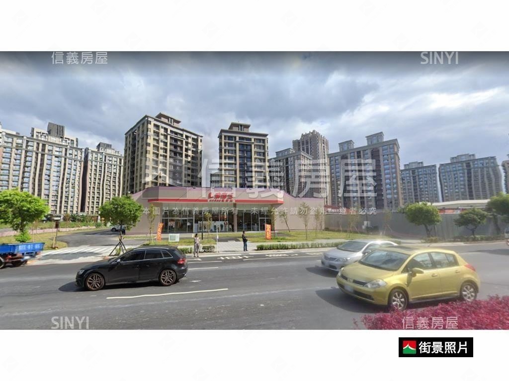 西雲皇家低公設大四房房屋室內格局與周邊環境