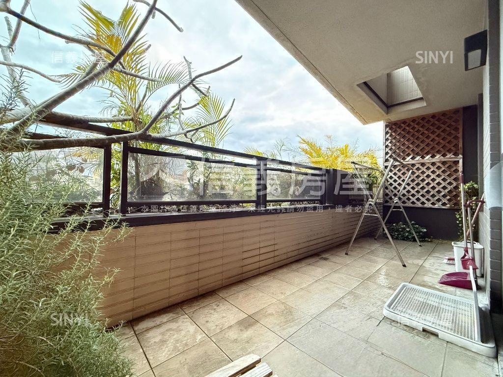 國圖一號溫馨美屋附平車房屋室內格局與周邊環境