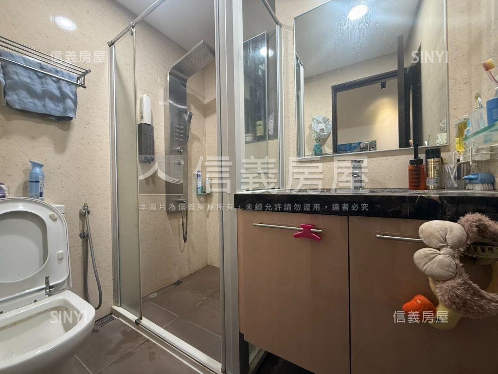 國圖一號溫馨美屋附平車房屋室內格局與周邊環境