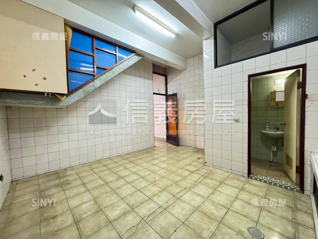 專任！近彰安棒透天房屋室內格局與周邊環境