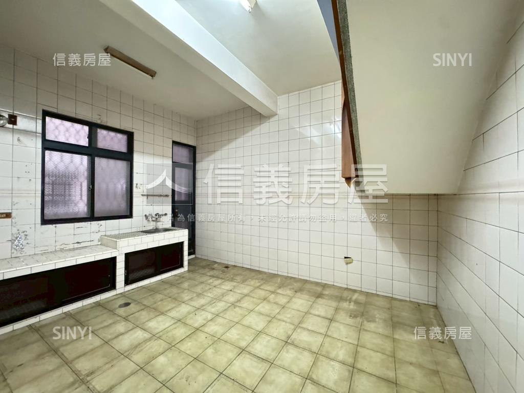 專任！近彰安棒透天房屋室內格局與周邊環境