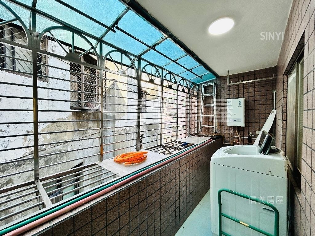 民族世福美廈三房車位房屋室內格局與周邊環境