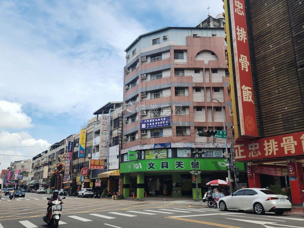 正青海路近捷運燙金透店房屋室內格局與周邊環境