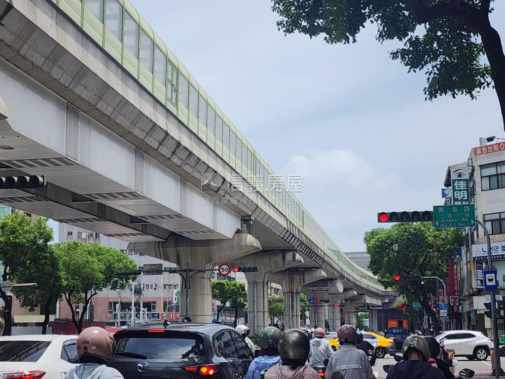正青海路近捷運燙金透店房屋室內格局與周邊環境