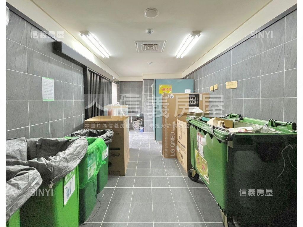 高大兩房平車先看這間房屋室內格局與周邊環境