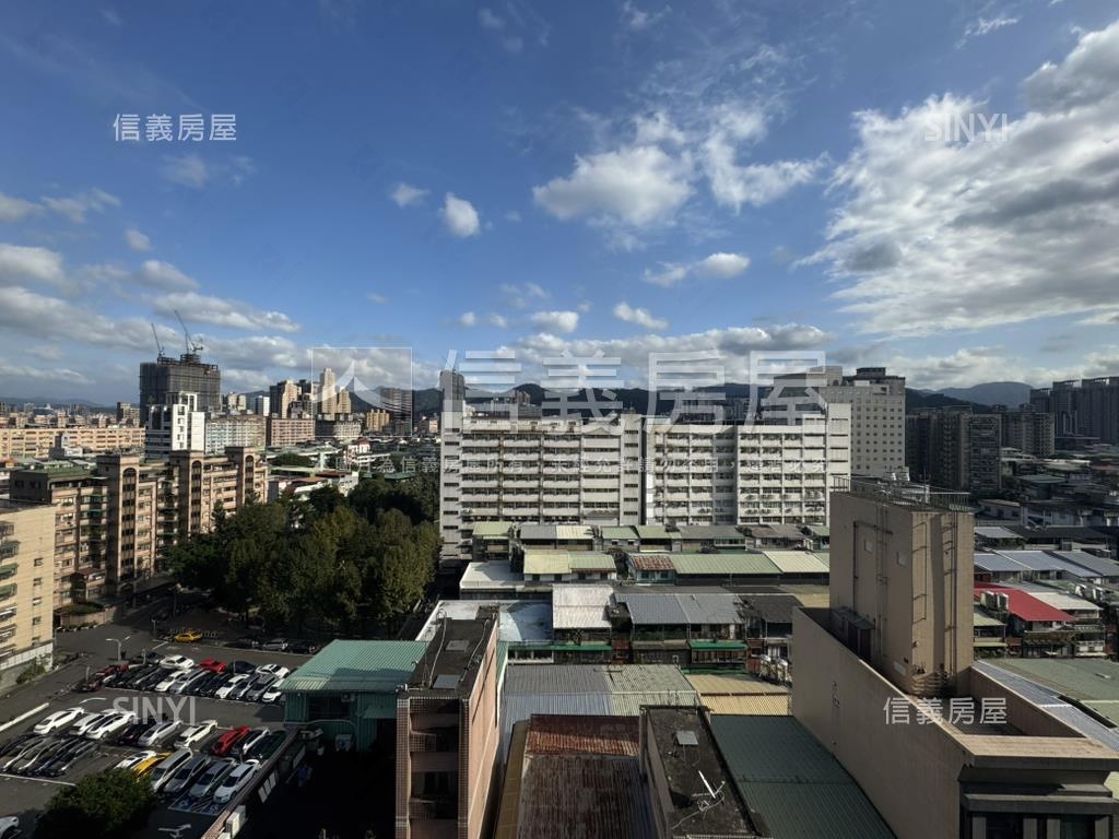 ★精選★雄霸雙星景觀宅房屋室內格局與周邊環境