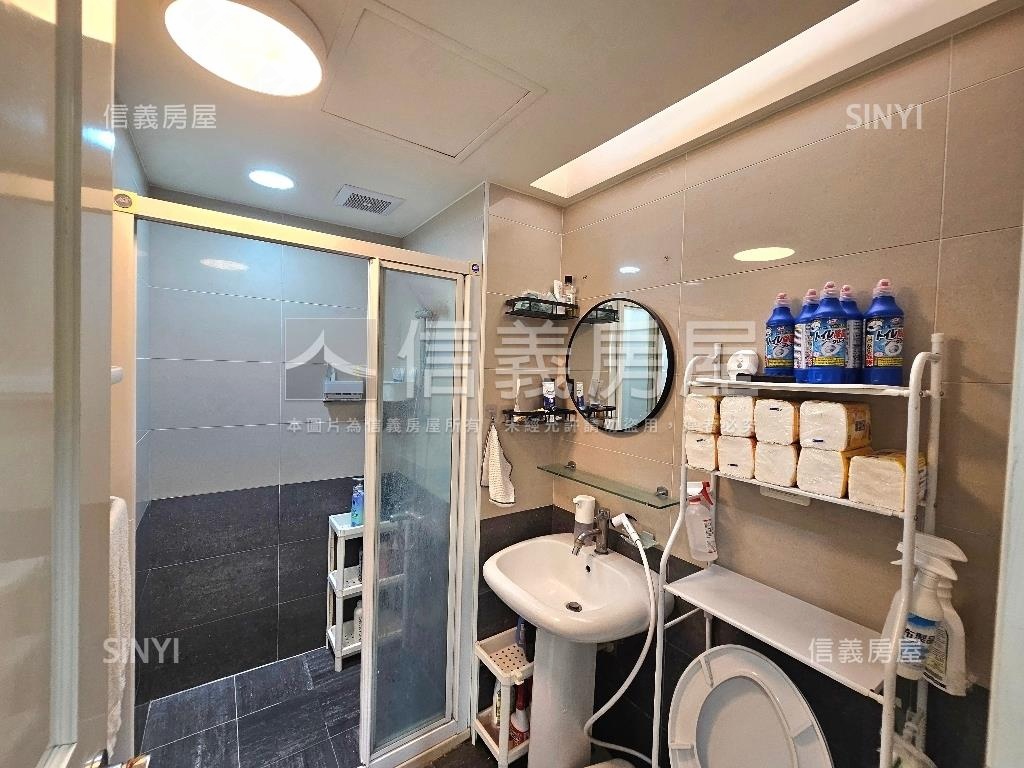 異國風華大兩房房屋室內格局與周邊環境