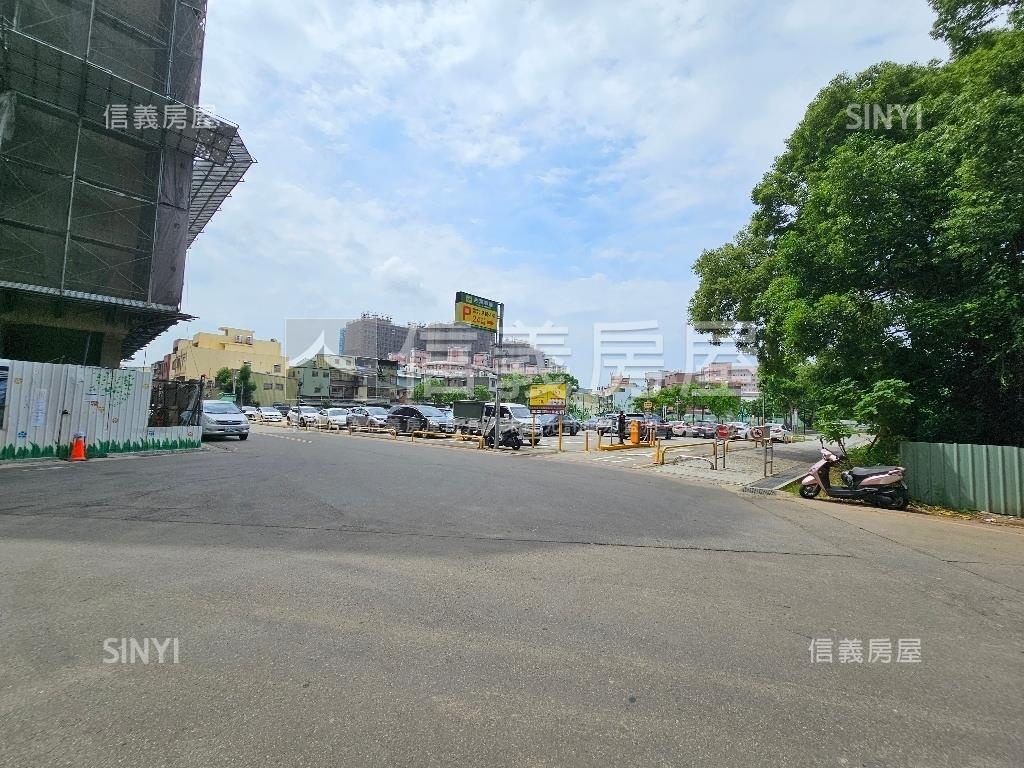 異國風華大兩房房屋室內格局與周邊環境