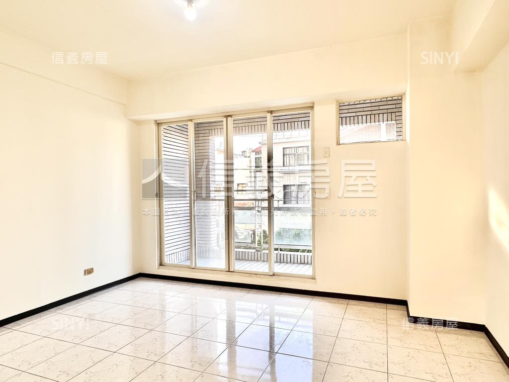 鳥松首購✨挑高黃金店住房屋室內格局與周邊環境