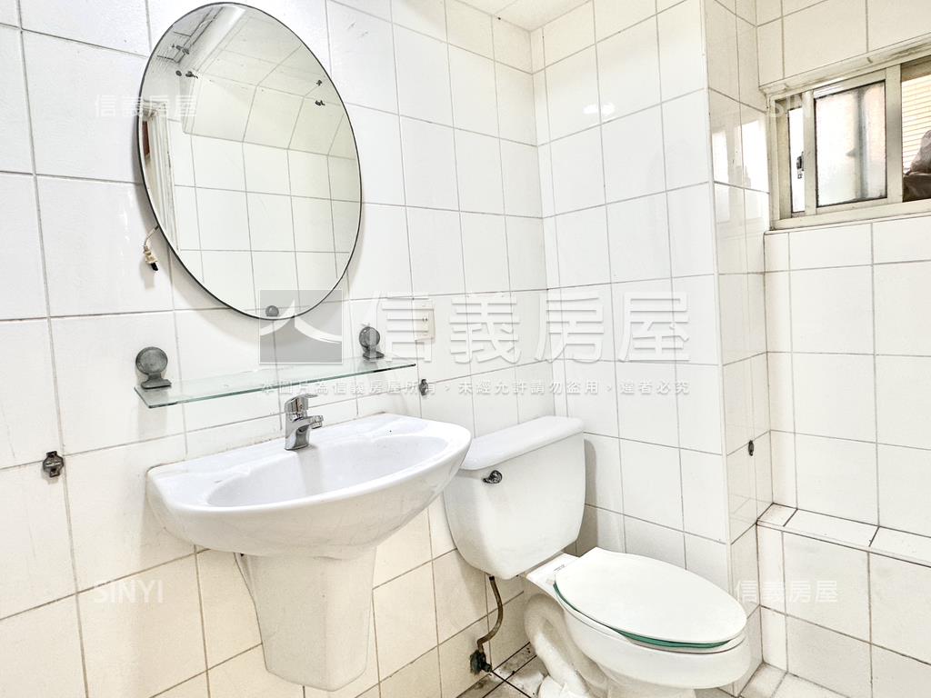 鳥松首購✨挑高黃金店住房屋室內格局與周邊環境