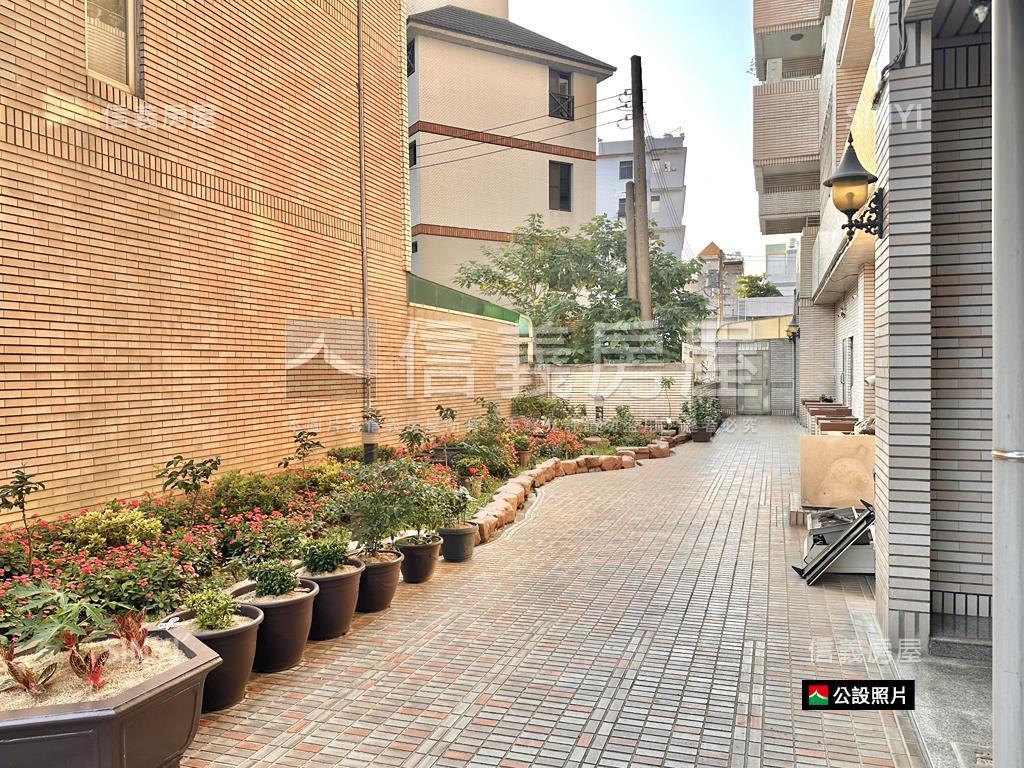 鳥松首購✨挑高黃金店住房屋室內格局與周邊環境