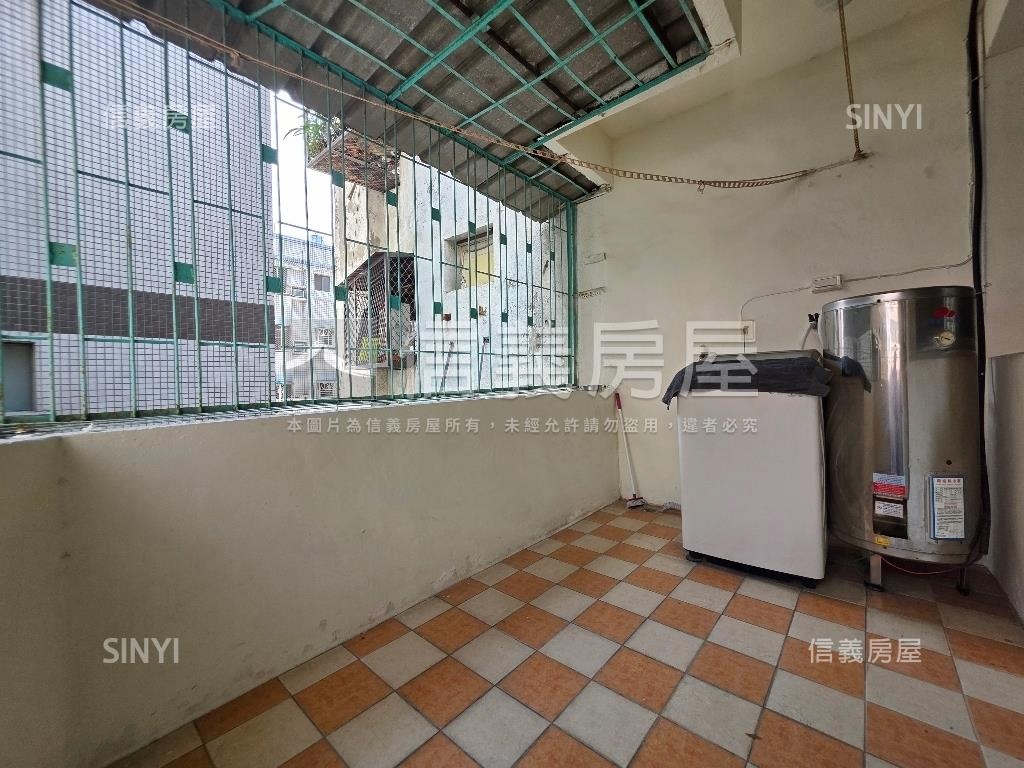 國美館３房美屋房屋室內格局與周邊環境