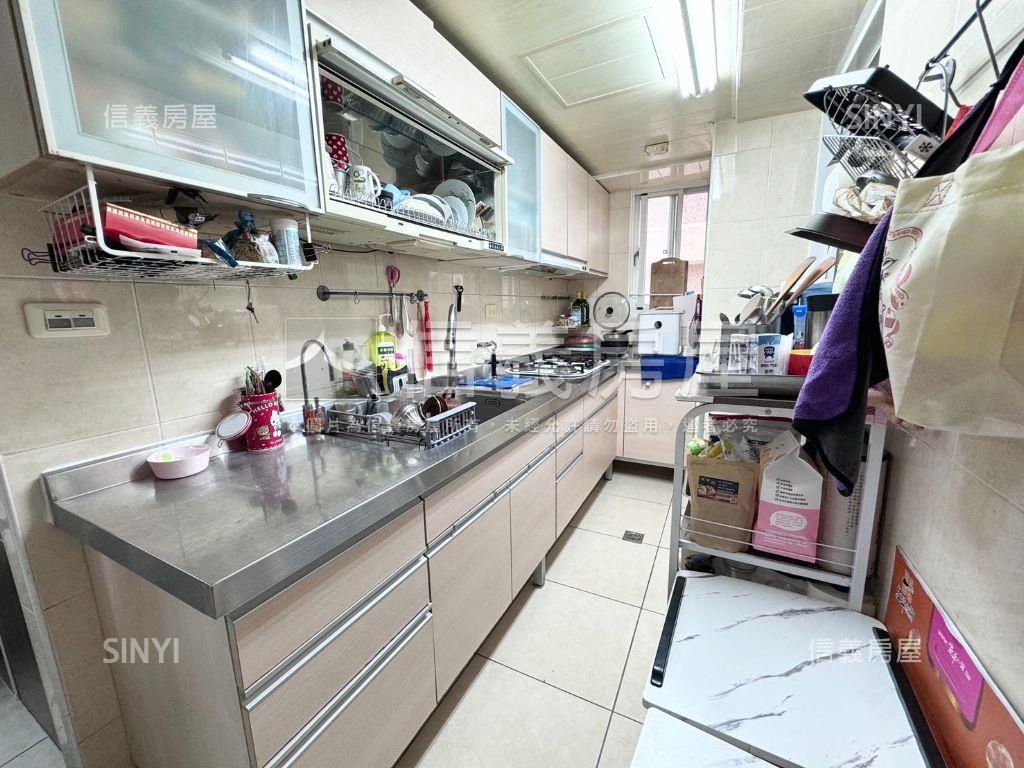 超越降價惠文學區震後３房房屋室內格局與周邊環境