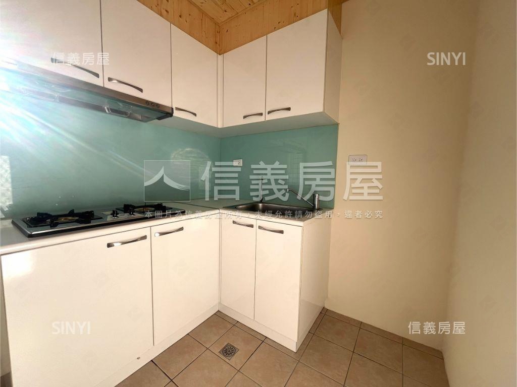 綠景視野三房平車房屋室內格局與周邊環境