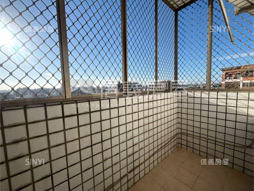 綠景視野三房平車房屋室內格局與周邊環境