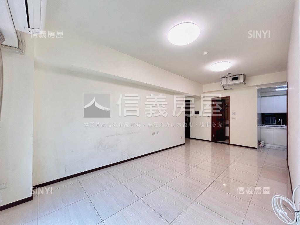 九揚華峰兩房車位房屋室內格局與周邊環境