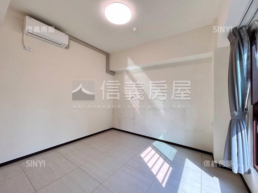 九揚華峰兩房車位房屋室內格局與周邊環境