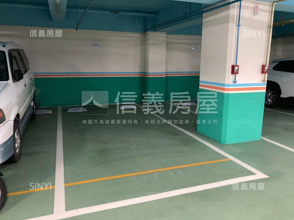 九揚華峰兩房車位房屋室內格局與周邊環境
