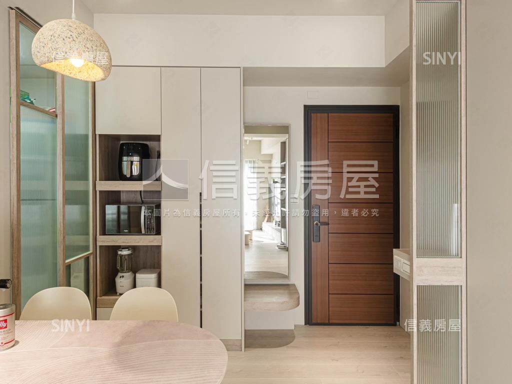 仁發香榭裝潢兩房車位房屋室內格局與周邊環境