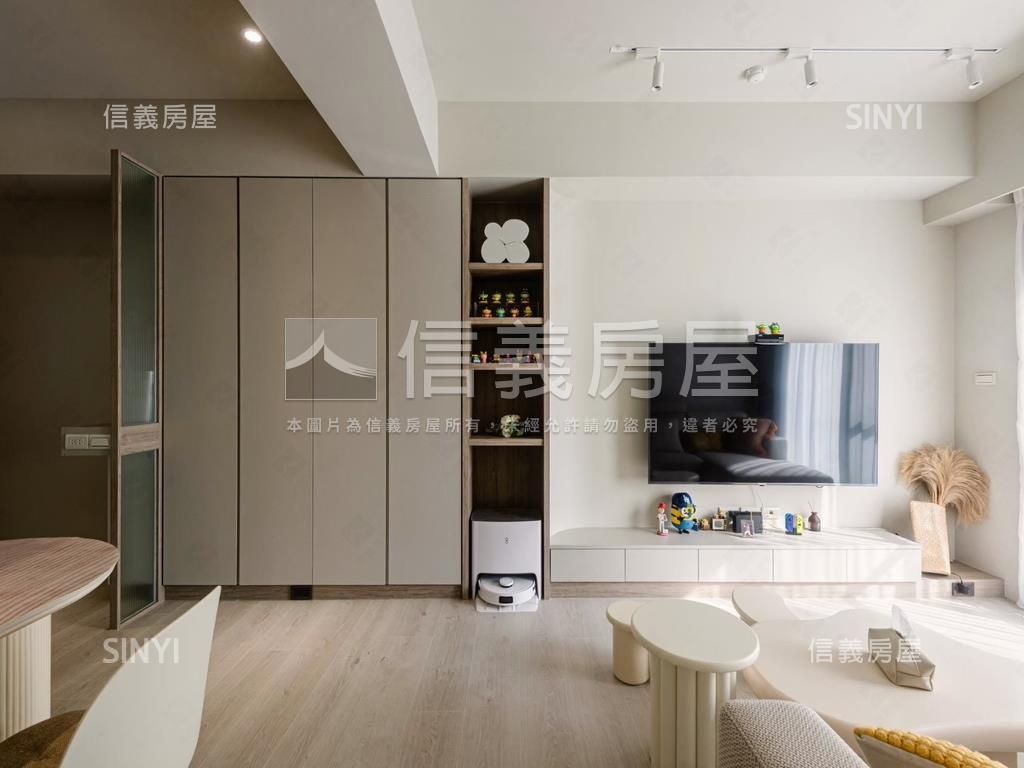 仁發香榭裝潢兩房車位房屋室內格局與周邊環境