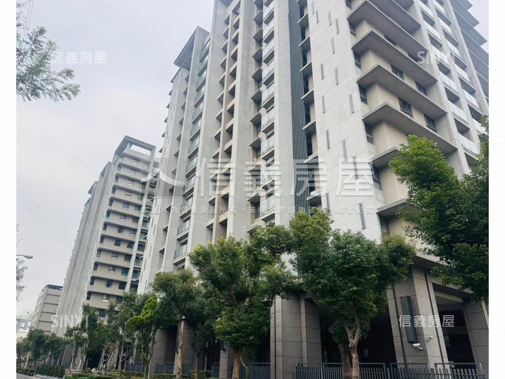 仁發香榭裝潢兩房車位房屋室內格局與周邊環境