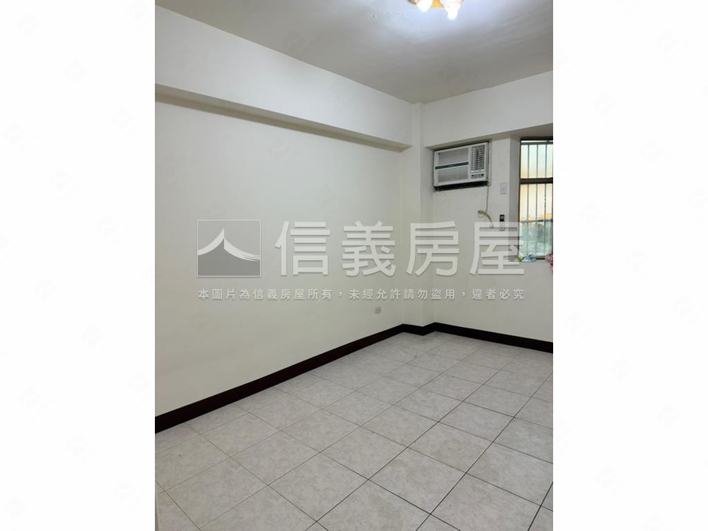 美麗方正三房房屋室內格局與周邊環境