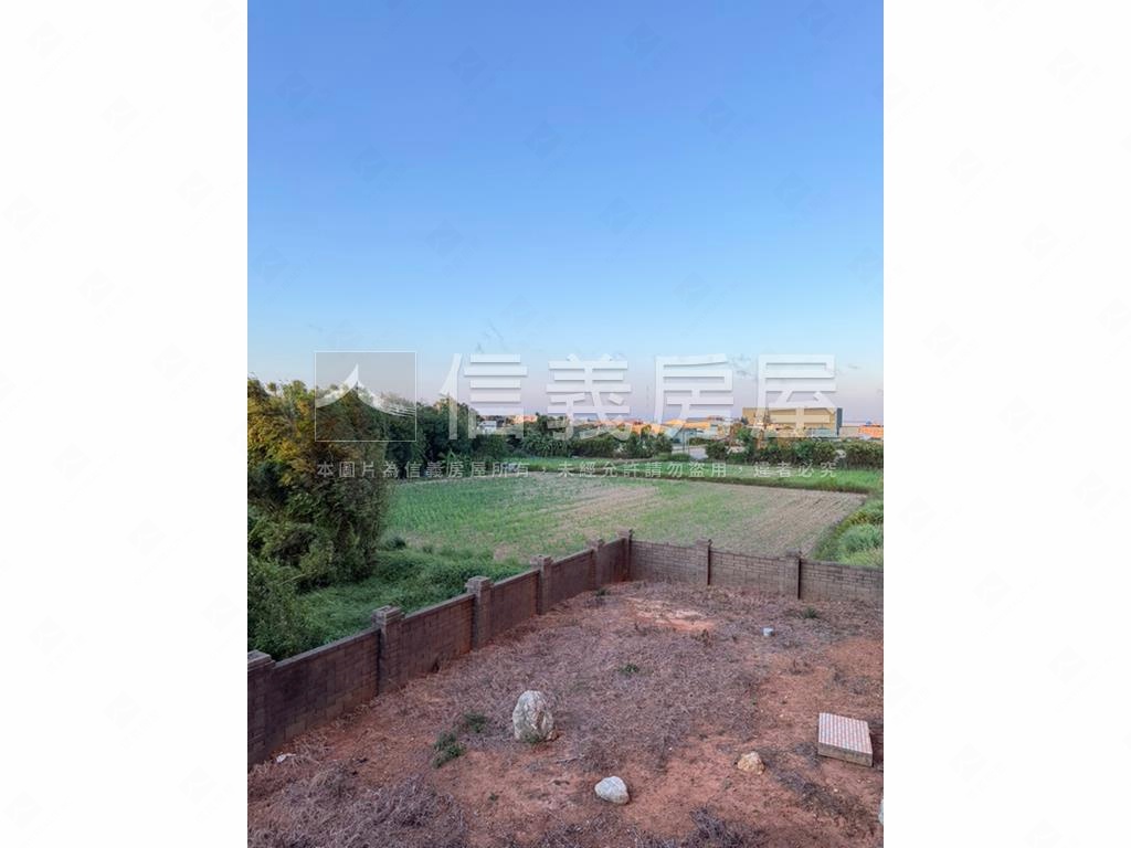 美麗方正三房房屋室內格局與周邊環境