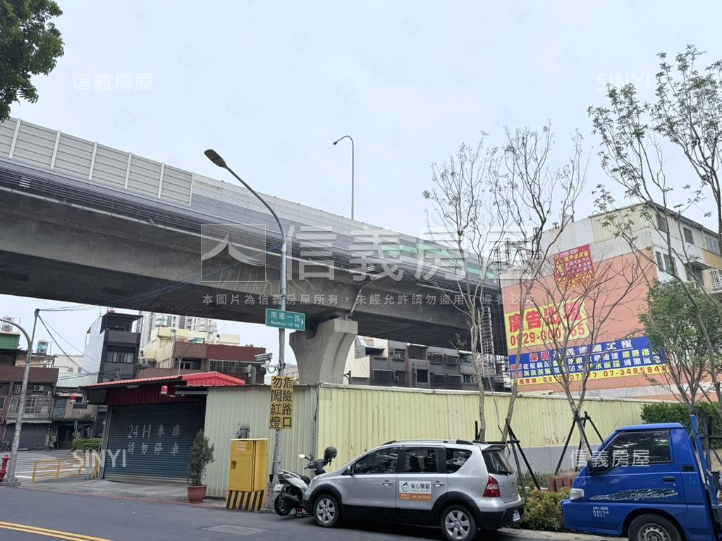鳳山三角窗面寬土地房屋室內格局與周邊環境