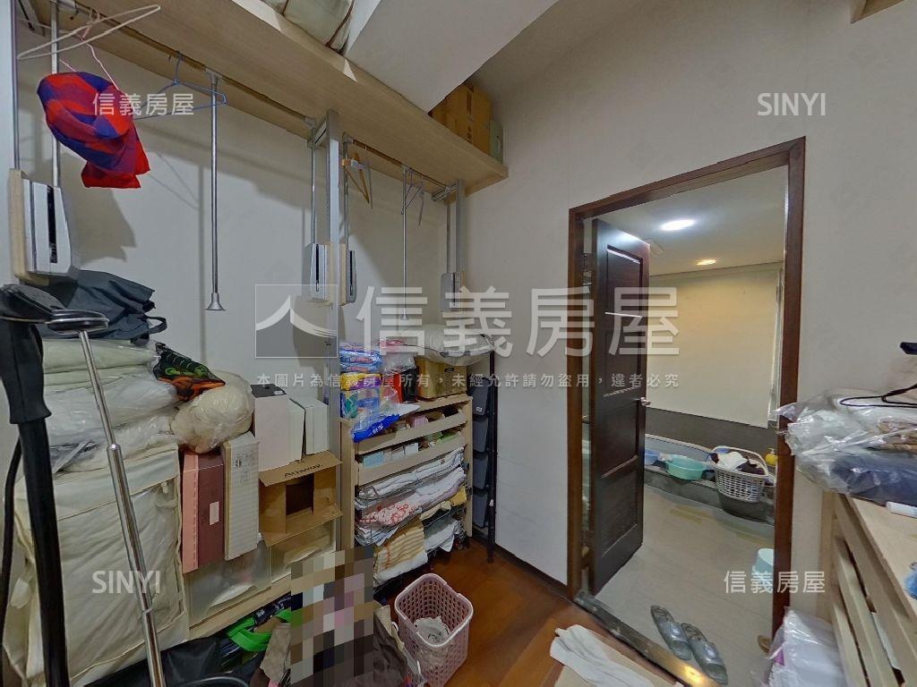 重劃區四房車位稀有美屋房屋室內格局與周邊環境