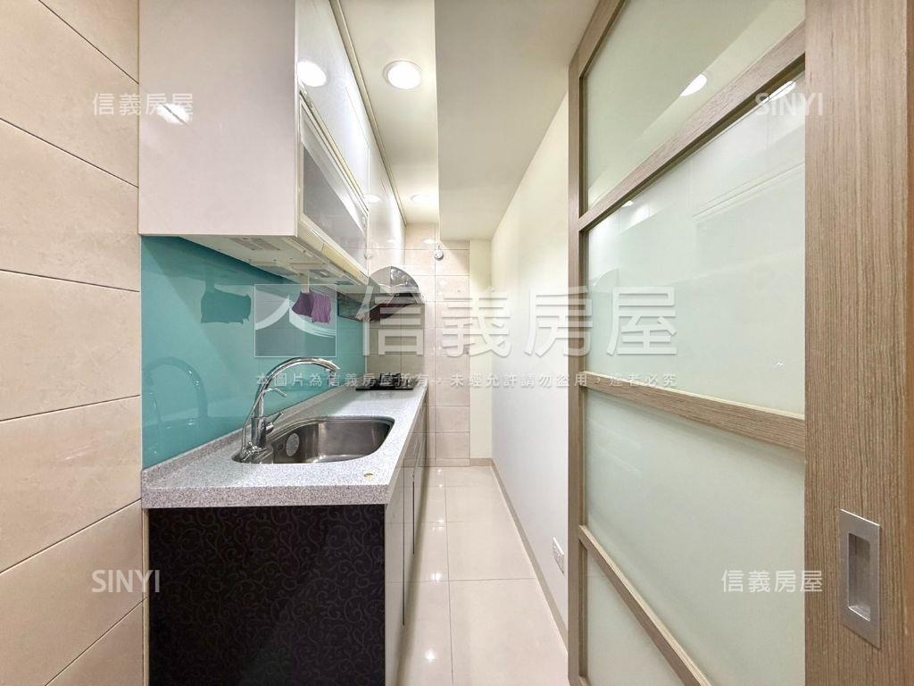 國光街裝潢二樓房屋室內格局與周邊環境