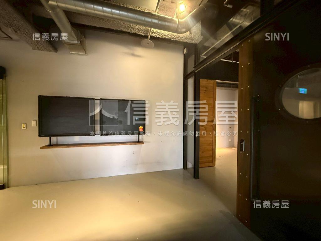 汐科核心企業總部級商辦房屋室內格局與周邊環境