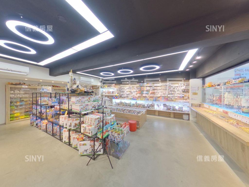 東區大面寬旗艦金店房屋室內格局與周邊環境