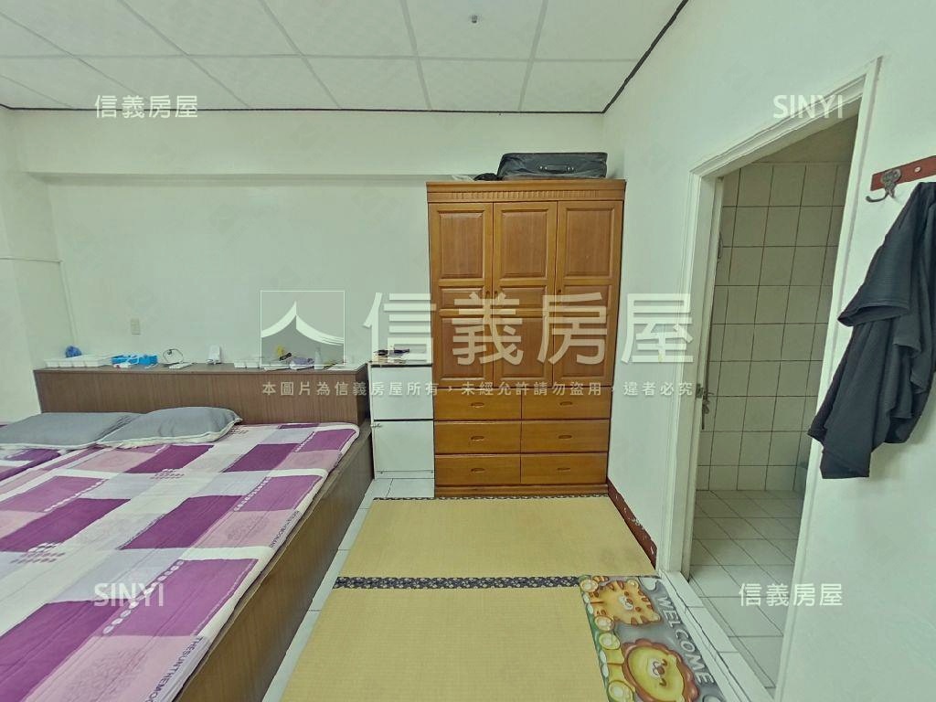 專任！三面採光次頂樓四房房屋室內格局與周邊環境