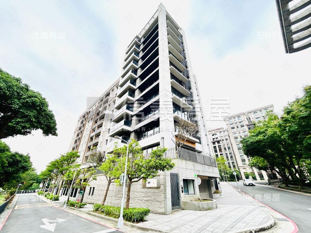 四期全新成屋２房平面車位房屋室內格局與周邊環境