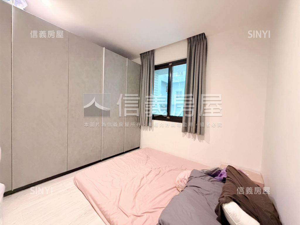 １１期窗的博物館附雙車位房屋室內格局與周邊環境