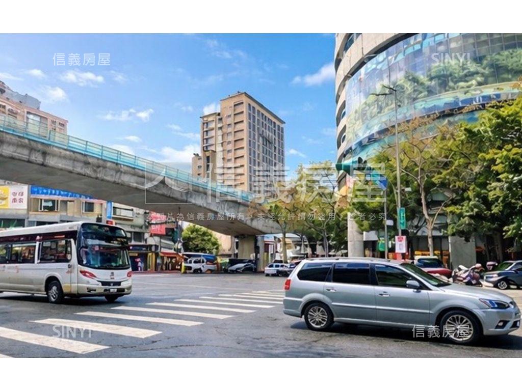 金龍路超顯目店面房屋室內格局與周邊環境