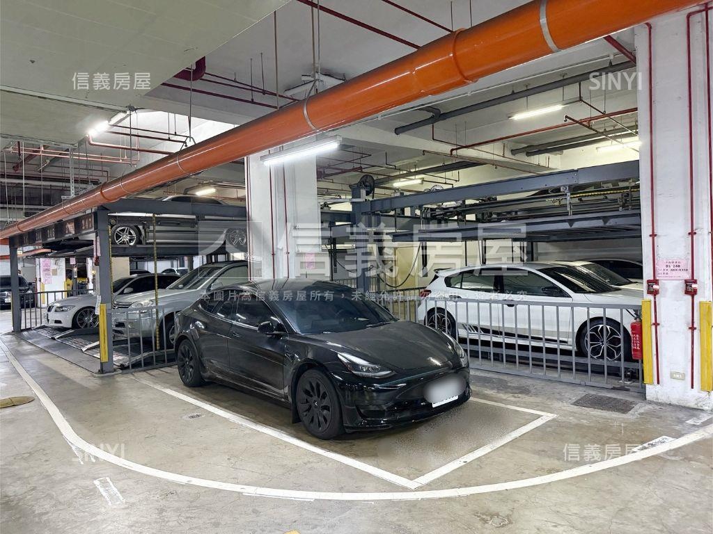 景安高樓成家兩房坡平車位房屋室內格局與周邊環境