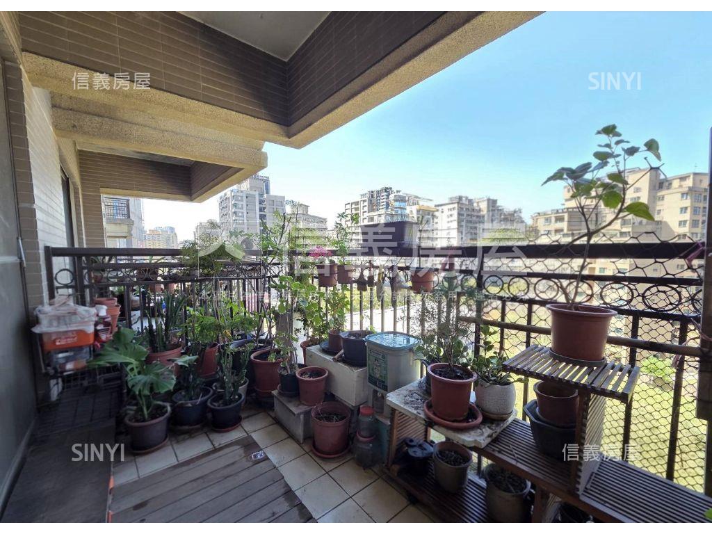 Ｕ未來採光大戶房屋室內格局與周邊環境