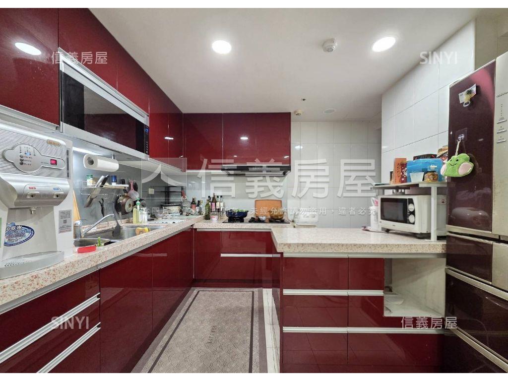 Ｕ未來採光大戶房屋室內格局與周邊環境