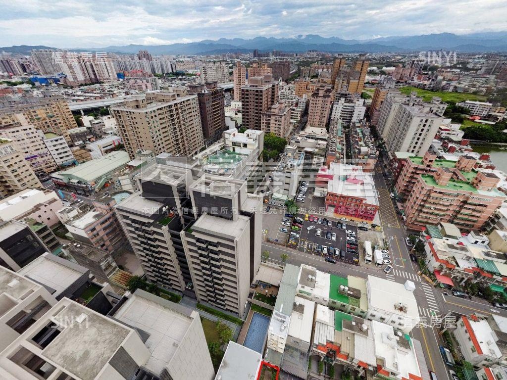 龍安戶政旁國強十街土地房屋室內格局與周邊環境
