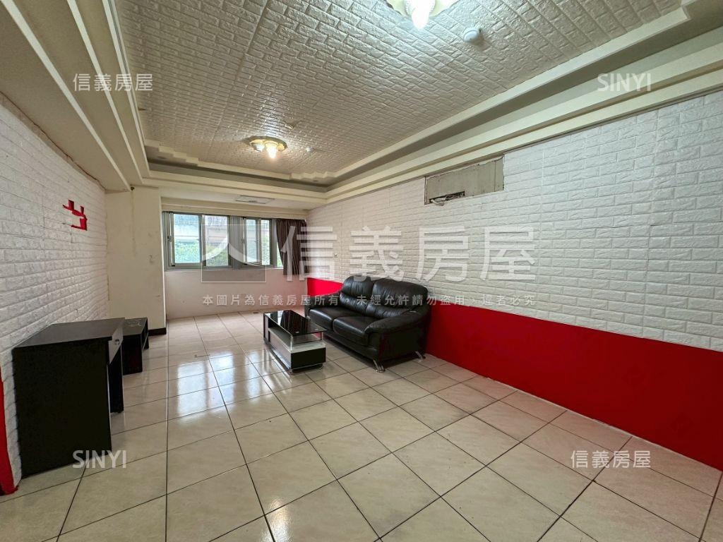 台五福星三房美屋房屋室內格局與周邊環境