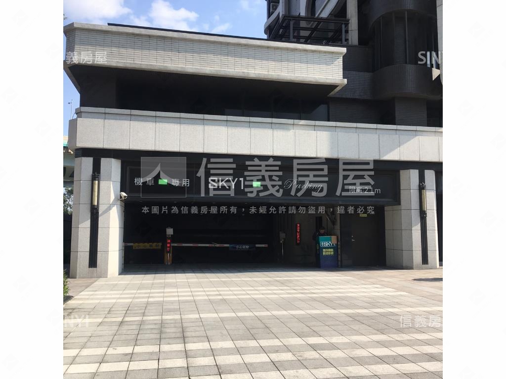 晴空ＳＫＹ露台戶房屋室內格局與周邊環境