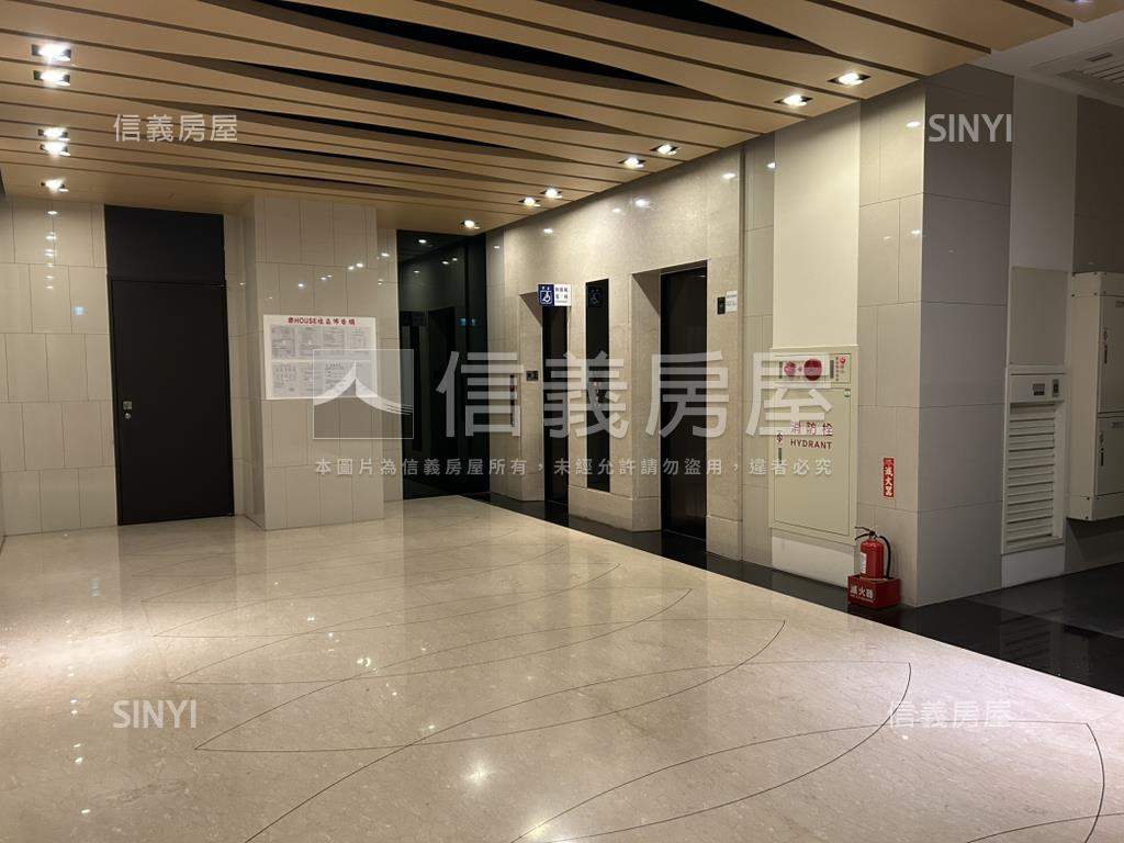 樂ＨＯＵＳＥ三房車位房屋室內格局與周邊環境