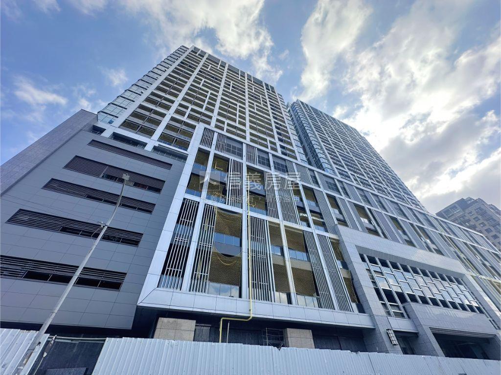 豐采５２０＿１３Ｆ房屋室內格局與周邊環境