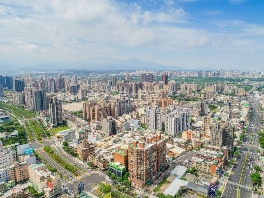 豐采５２０＿１３Ｆ房屋室內格局與周邊環境