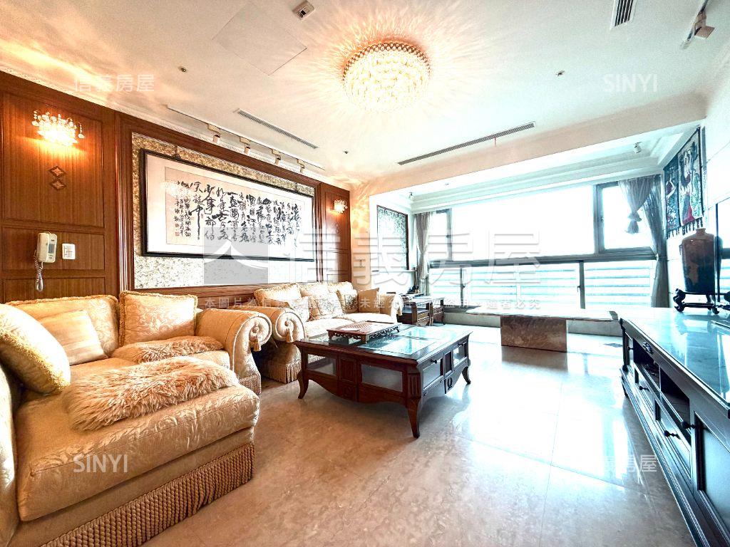 萬馬麗池四房車位房屋室內格局與周邊環境