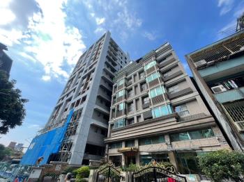 稀有頂級裝潢美宅＋車位