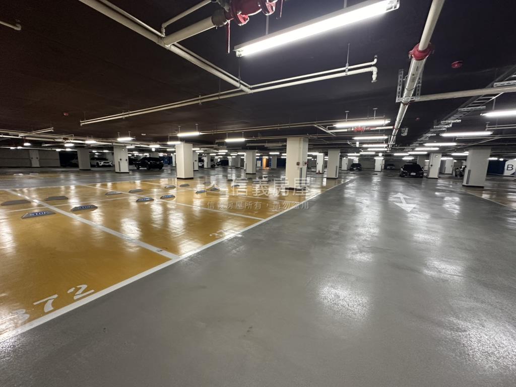 高鐵世界仁兩房平車房屋室內格局與周邊環境