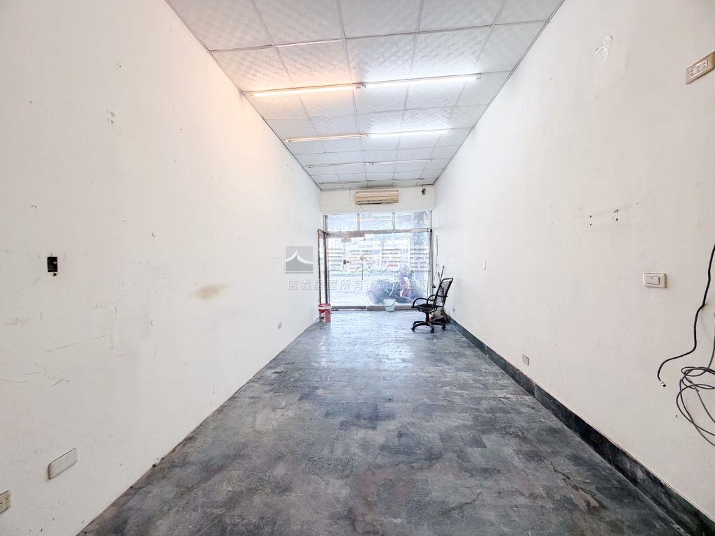 近美術館人潮車流黃金透店房屋室內格局與周邊環境