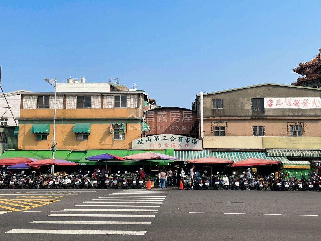 近美術館人潮車流黃金透店房屋室內格局與周邊環境